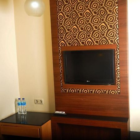 Hotel Ams Penthouse Jakarta Exterior foto
