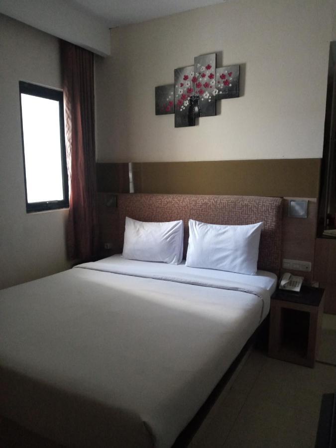 Hotel Ams Penthouse Jakarta Exterior foto